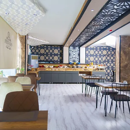 Privado Hotels-2
